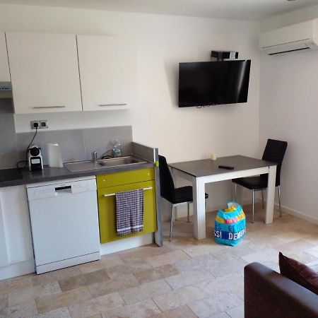 Appartement Climatise Centre Ville Tout Confort Climatise Sete Exterior photo