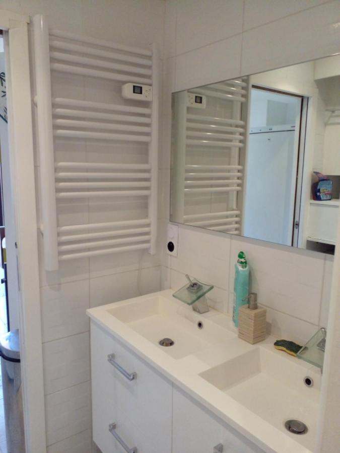 Appartement Climatise Centre Ville Tout Confort Climatise Sete Exterior photo